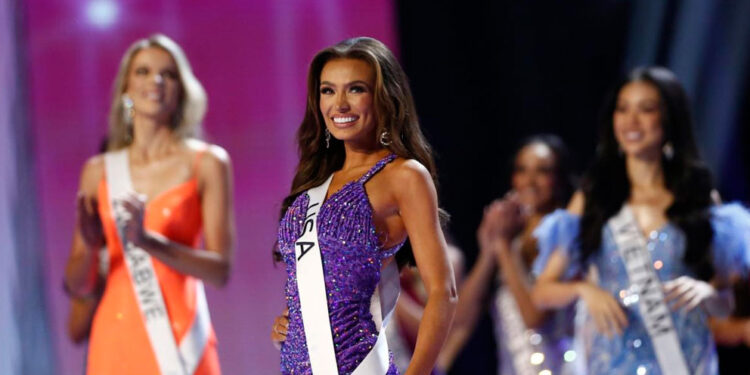 Un ramillete de escándalos sacude la industria de Miss Universo
