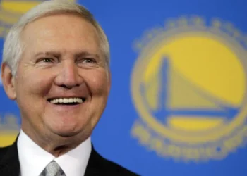 Muere a los 86 años Jerry West, leyenda de la NBA y de Los Angeles Lakers