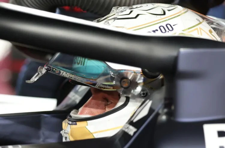 Verstappen elogia a Checo