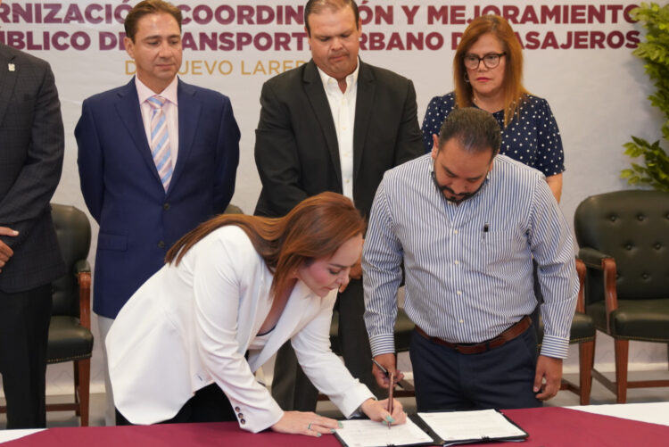 Carmen Lilia impulsa histórica transformación del transporte público en Nuevo Laredo