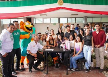 Lanzan el programa “UAT en Vivo» en el Centro Universitario Victoria