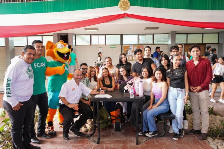 Lanzan el programa “UAT en Vivo» en el Centro Universitario Victoria