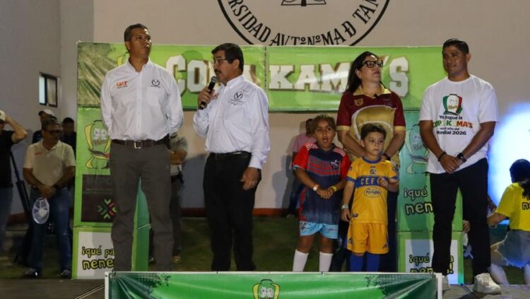 Con gran éxito inaugura Dámaso Anaya el estatal de la Copa Kama’s de fútbol
