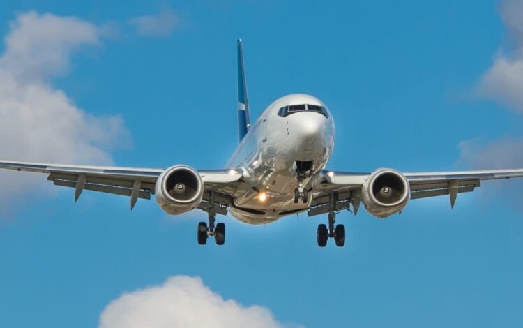 Pilotos de avión alertan de un fenómeno cada vez más común: la interferencia de las señales de GPS