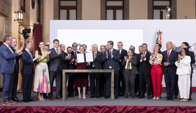 Plan México: Presidenta Claudia Sheinbaum firma acuerdo histórico para el Fomento de la Industria Siderúrgica Mexicana