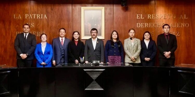 Egresados de la UAT se integran al Órgano de Administración Judicial de la Federación