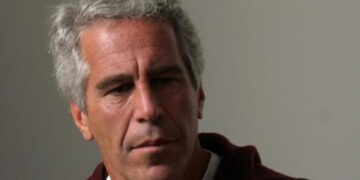 Juez de Nueva York publica la supuesta nota de suicidio de Jeffrey Epstein
