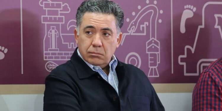 El morenista Enrique Inzunza pide licencia al Senado, es acusado por EU