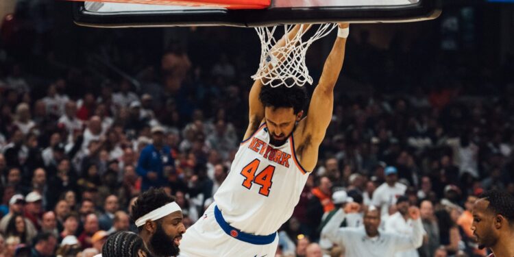 Los Knicks aplastan a Cavaliers, jugarán sus primeras Finales de la NBA desde 1999