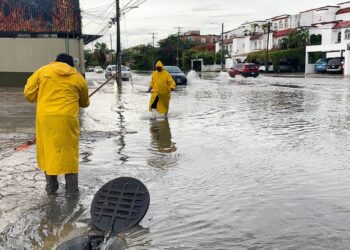 “Se cae el cielo”, por segundo día sufre de lluvias torrenciales la CDMX