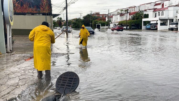 “Se cae el cielo”, por segundo día sufre de lluvias torrenciales la CDMX