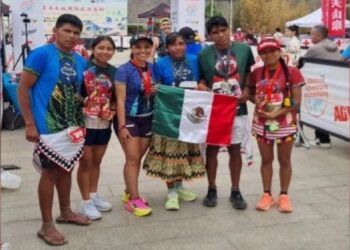 Indígenas hacen historia, conquistan Maratón de la Gran Muralla China
