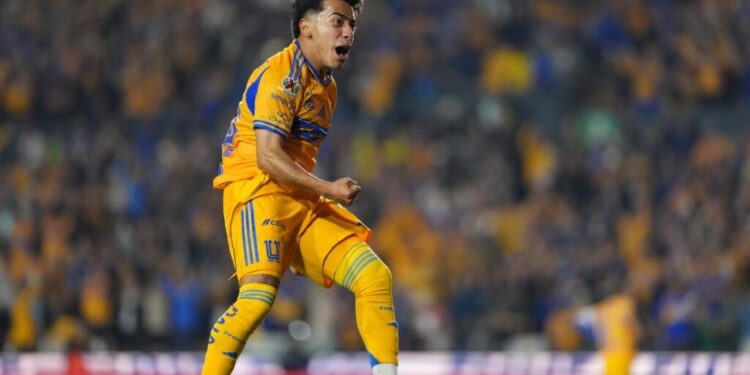 Tigres pasa por encima a Chivas 3 a 1 y Cruz Azul gana al Atlas como visitante 3 a 2