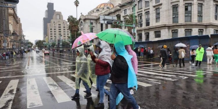 Activan alerta amarilla por lluvia y granizo en la CDMX