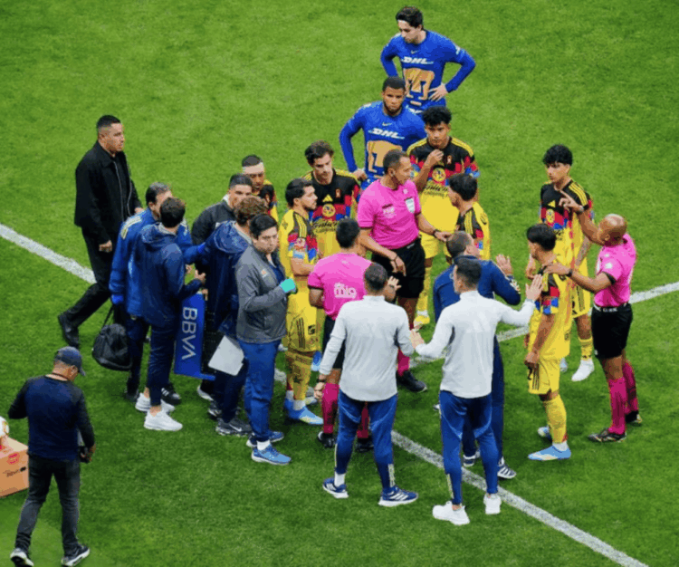 Formaliza Pumas queja por alineación indebida del América