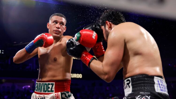Benavidez todo un “Monstruo”, destroza al “Zurdo” Ramírez y le gana por  nocaut