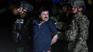Pide “El Chapo” ser extraditado a México, juez se lo niega