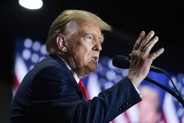 Entre bromas, Trump sostuvo que “tomará el control de Cuba”, a su regreso de Irán