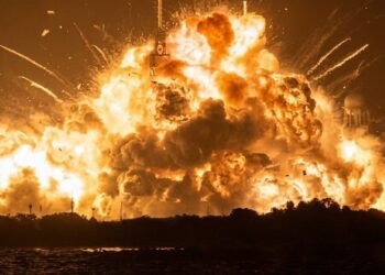Explota el cohete “New Glenn” de Blue Origin en prueba no tripulada