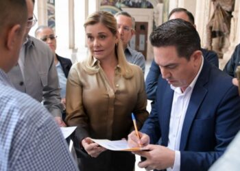 Cita la FGR a gobernadora de Chihuahua por caso CIA