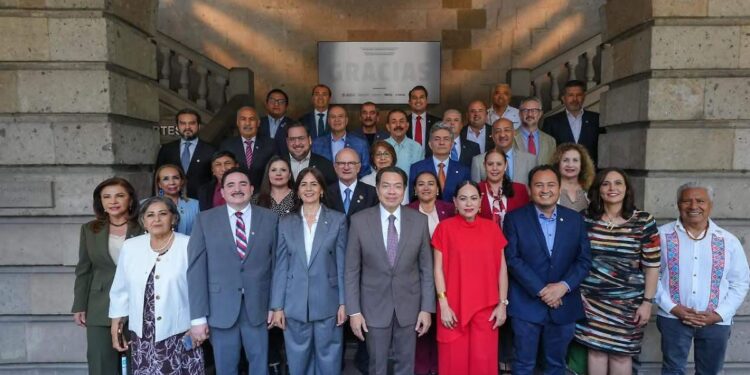 Tras críticas, SEP y estados revisarán el lunes fin de ciclo escolar