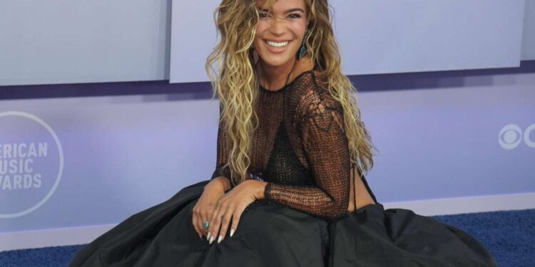 Carol G protagonista de la noche de American Music Awards