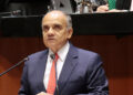 Senador pide renuncia de Mario Delgado a la SEP por pifia con el fin del ciclo escolar