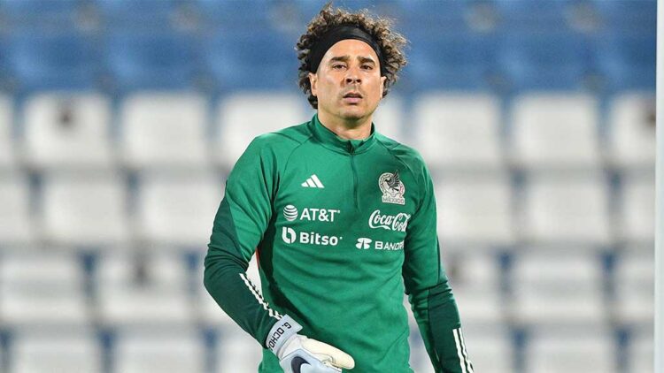 “Estoy en casa. Estoy con mi selección”: Memo Ochoa, que vivirá su sexto mundial