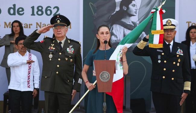 Ninguna potencia extranjera nos va a decir cómo gobernar: Presidenta