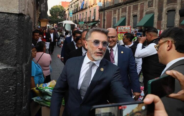 Fuera de Morena el actor Sergio Mayer