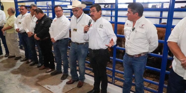 Impulsa UAT alianza estratégica para fortalecer el sector ganadero en Tamaulipas