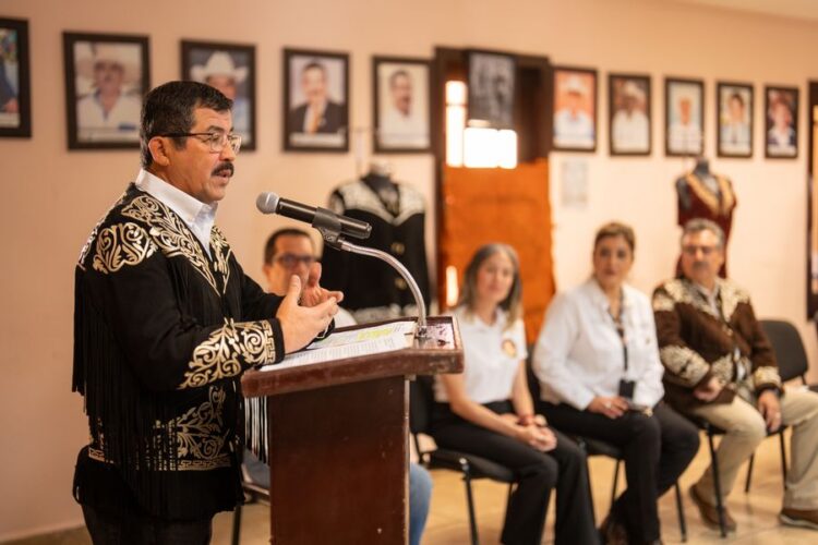 Entrega la UAT certificaciones a productores de la Cuera Tamaulipeca