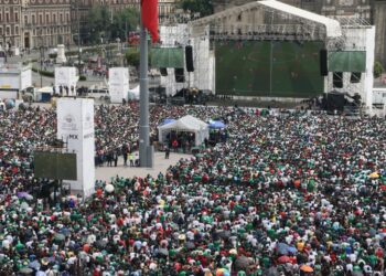 Vibra el país con el triunfo de la Selección Mexicana