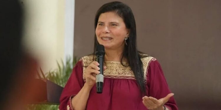 Califica Monreal de imprudentes los insultos de Manuela Obrador a Trump
