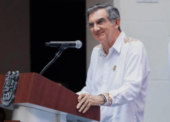 “Tengo la conciencia tranquila” afirma el Gobernador de Tamaulipas y enseña su visa