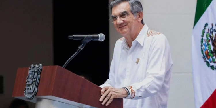 “Tengo la conciencia tranquila” afirma el Gobernador de Tamaulipas y enseña su visa