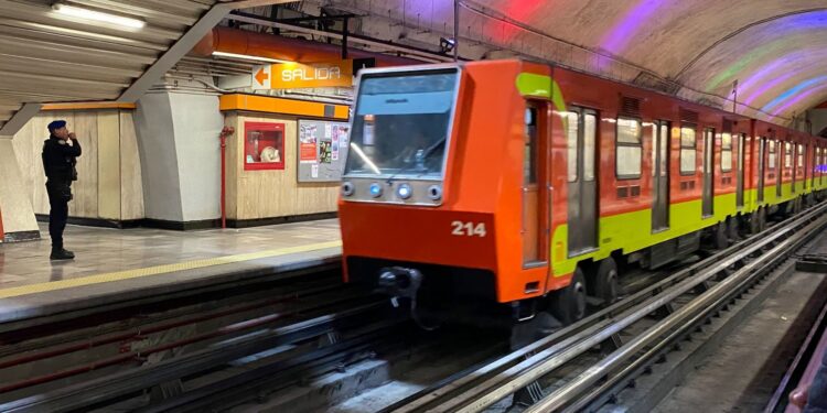 Este martes, las Líneas 1, 2 y 3 del Metro, extienden servicio hasta las 1:00 horas
