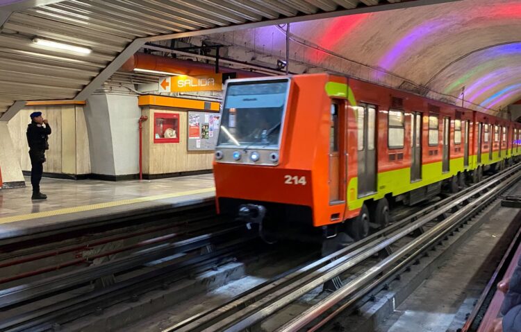 Este martes, las Líneas 1, 2 y 3 del Metro, extienden servicio hasta las 1:00 horas