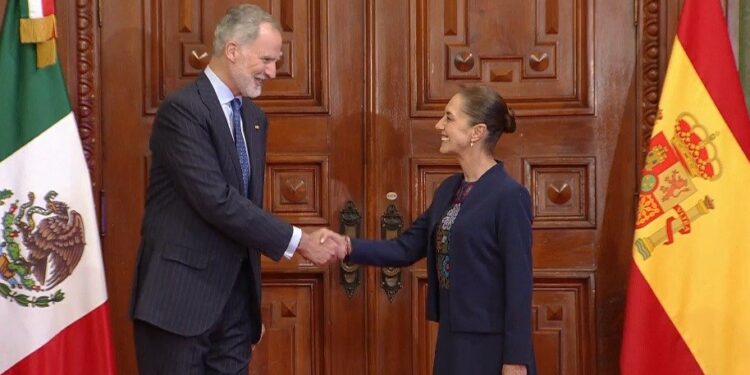 Presidenta Claudia Sheinbaum recibe en Palacio Nacional al Rey Felipe VI