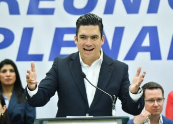 Elecciones del 2027 son un tiro entre Morena y el PAN