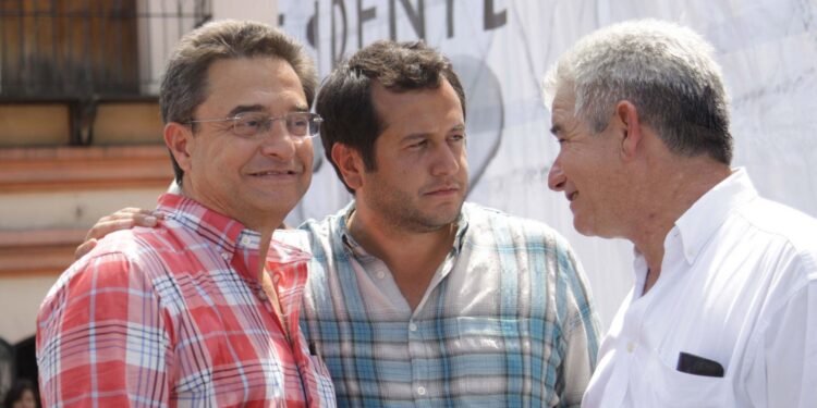 INE exonera a hermanos de López Obrador de financiamiento indebido