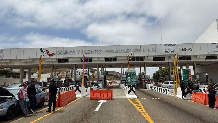 Intensifica en el país la CNTE presión contra el gobierno federal