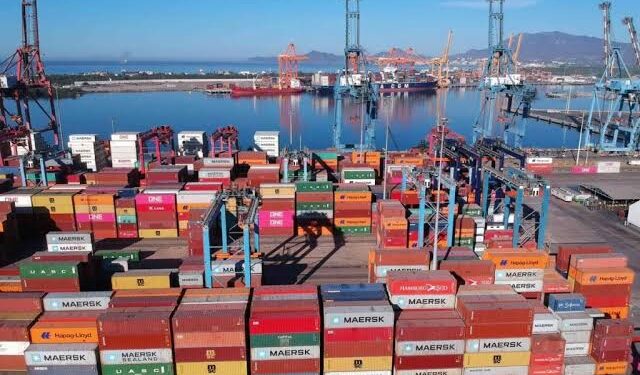 Récord de México en exportaciones con 709 mil mdd