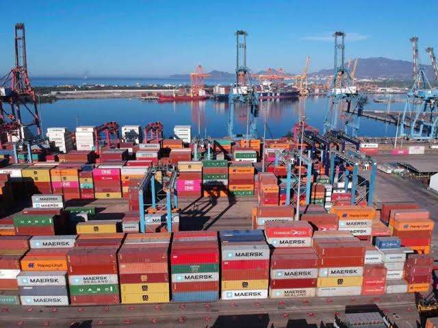 Récord de México en exportaciones con 709 mil mdd
