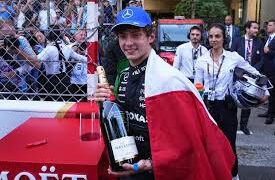 Nuevamente Antonelli sube al pódium en primer lugar, ahora en el Gran Premio de Mónaco