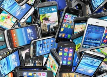 Aparición de teléfonos inteligentes coincide con desplome de natalidad en EU
