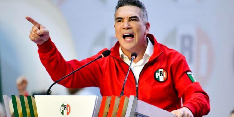 Líder nacional del PRI, advierte que López Obrador acabará en la cárcel
