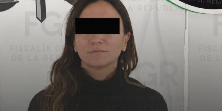 Fiscalía General de la República detiene a hermana de Emilio Lozoya ex director de PEMEX