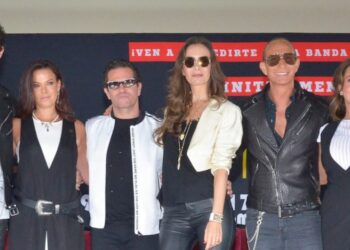Ex Timbiriches no estaban enterados sobre la serie sobre su grupo