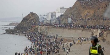 34 muertos de 50 mil migrantes que intentaron llegar a España por Ceuta